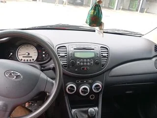 Vând Hyundai I 10 2008 - 9