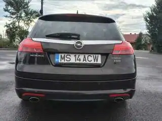 Opel Insignia Sports Tourer OPC Biturbo 195 cp