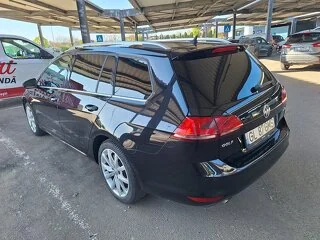 Vând Golf 7 variant 2015 1.6 tdi 110 cp euro 6 fara adblue