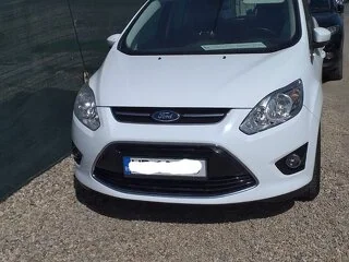 se vinde Ford Grand C-Max
