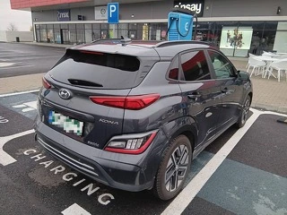 Vând mașină electrica Kona Electric 2023