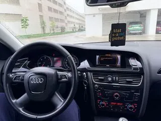 Audi A4B8 2011 2.0 TDI