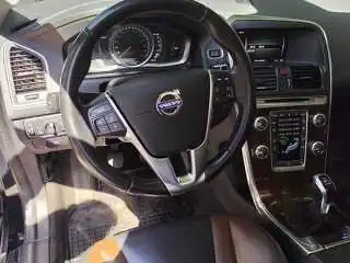 Volvo XC60 - an 2017 - 6