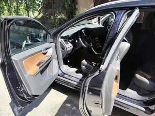 Volvo XC60 - an 2017 - 9