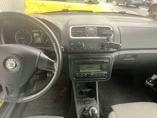 Skoda Fabia 2010 benzina
