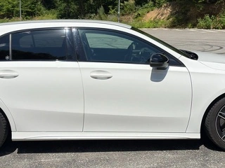 Mercedes-Benz A250 W177 AMG Line – 224 CP – Garanție până în iulie 2027