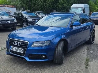 AUDI A4 B8