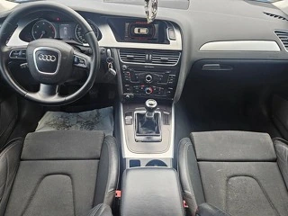 AUDI A4 B8