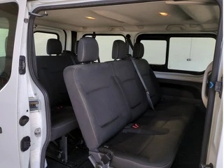 Renault Trafic 9 locuri