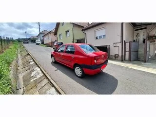 Vând Dacia Logan 1,6,2006 - 6