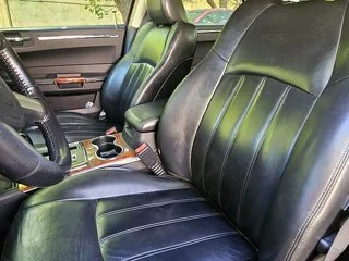 Vând Chrysler 300C , motor 3.0 CRD v6 diesel, motor și cutie de Mercedes anul 2008, unic proprietar