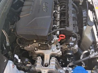 Vand Hyundai i30 1.5 DPI, cutie de viteze manuala