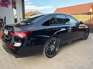 Mercedes E300de 4matic - 11