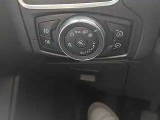 FORD FOCUS 1.6 DIESEL - 10