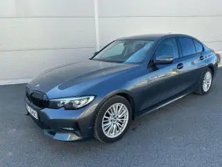 BMW Seria 3-limuzina 318d AUT G20
