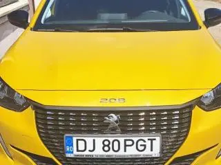 Peugeot 208/2023, 4685 km, 16800 euro
