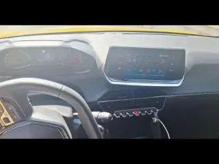 Peugeot 208/2023, 4685 km, 16800 euro - 6