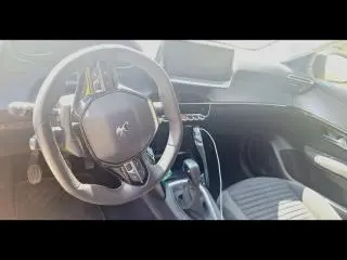 Peugeot 208/2023, 4685 km, 16800 euro - 7