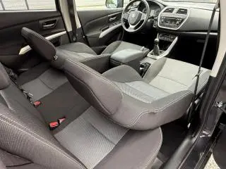 Suzuki SX4 S-Cross 1.6 Comfort - 7