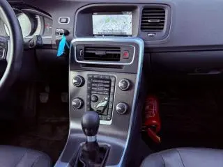 Volvo V60 DRIVe Start-Stop Momentum - 20