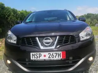 Qashqai *4x4*Panoramic 2,0 d. 2011,cam,xenon, cu 7 locuri