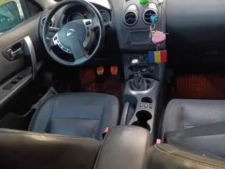 Vând Nissan Qashqai