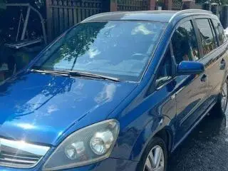 Opel Zafira 1,7CDTI din 2009