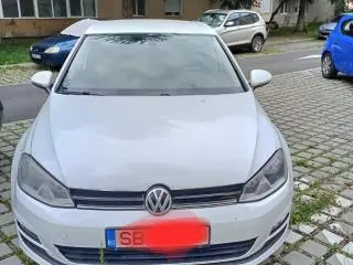 Vand VW Golf 7 1.2 TSI,an 2014,75000 km,culoare alba.unic proprietar