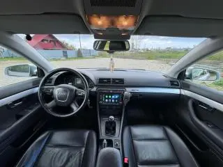 Audi A4 Quattro 2.0 TDI - 7