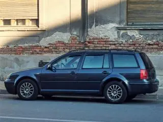 Volkswagen Bora 1.6 16v - 9