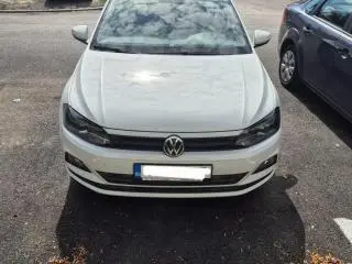 Volkswagen Polo Trendline 1.0, 80 CP