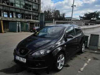 Seat Altea 2.0 FSI citește descrierea