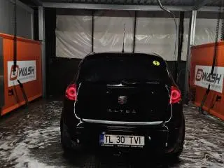 Seat Altea 2.0 FSI citește descrierea