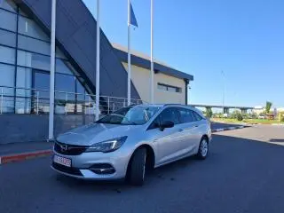 Vând Opel Astra K, An fabricație 2021, preț 8000 Euro, masina se prezintă impecabil 10 din 10