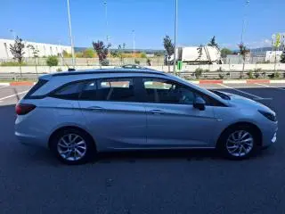 Vând Opel Astra K, An fabricație 2021, preț 8000 Euro, masina se prezintă impecabil 10 din 10