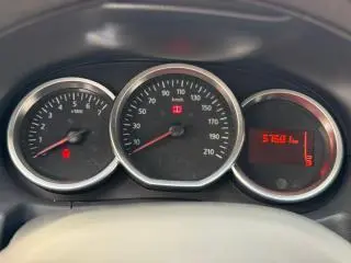 Vând Dacia Duster - aprox. 58 000 km - 4x4
