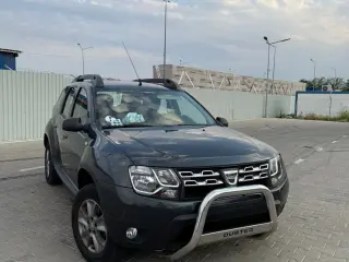 Vând Dacia Duster - aprox. 58 000 km - 4x4