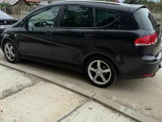 Vând Seat AlteaXl