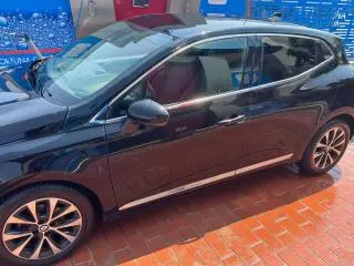 Vând Renault Clio V TCe 1.0 - 8