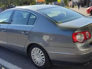 Volkswagen Passat B6 - 1.9 TDI Diesel ( 2007 ) - 7
