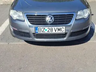 Volkswagen Passat B6 - 1.9 TDI Diesel ( 2007 ) - 10