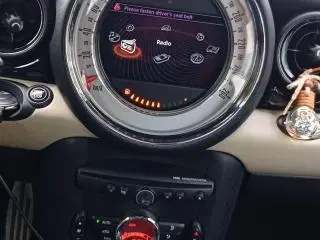 Mini Cooper SD automat - 11