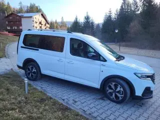 Ford tourneo connect LWB active