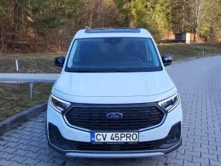 Ford tourneo connect LWB active