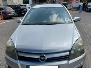 Opel Astra H 1.6