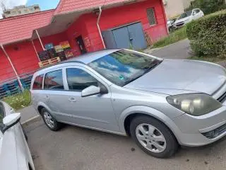 Opel Astra H 1.6 - 8