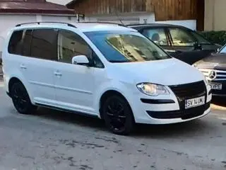 Vând vw touran