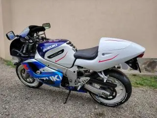SUZUKI GSXR 600 ! ca NOU - 6