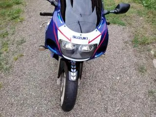SUZUKI GSXR 600 ! ca NOU - 7
