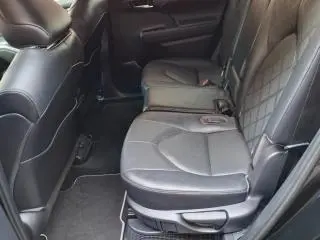 Toyota Highlander Hybrid  2022,AWD-Full option,7 locuri